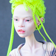 Tamikan Space Gal Kioni with Curious faceplate and Arctic skin tone