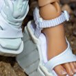 Sprout Gals: cyber leg, Mediterranean skin tone